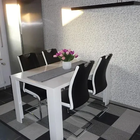 Appartement 2 Schlafzimmer Mit Hund Appartamento
