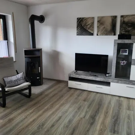 Mit Hund In Appartamento *